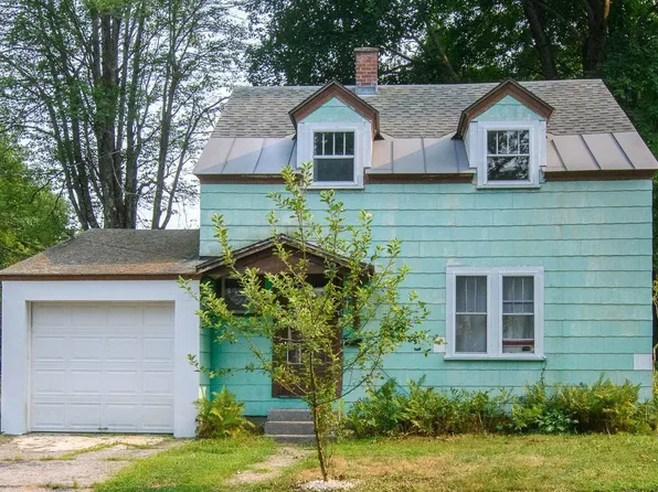 45 Blakeslee Street, Brattleboro, VT 05301