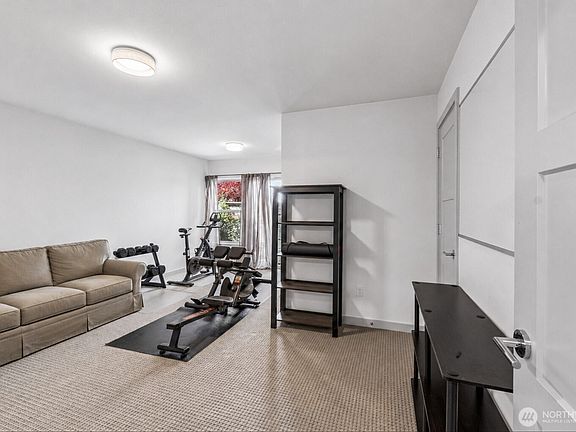 4th image of 2224 NW 63rd Street