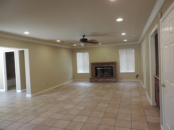5th image of 9353 White Water Ln