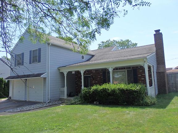 2nd image of 1109 Carlow Dr