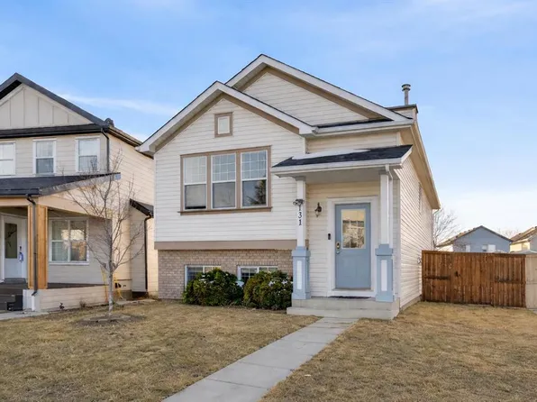 131 E Covepark Pl NE, Calgary, AB T3K 6A1