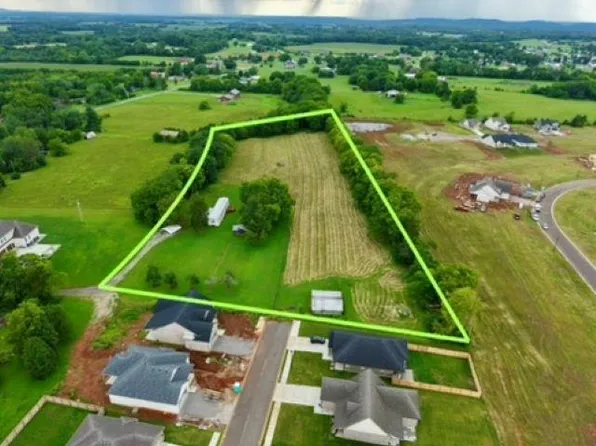 263 Dismon Stone Rd, Bowling Green, KY 42101