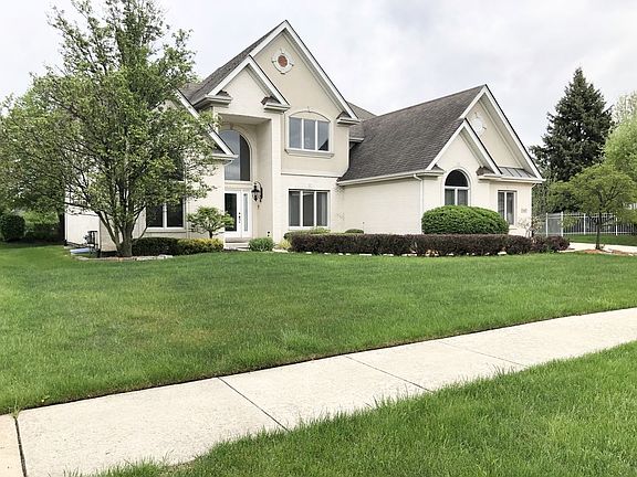 2nd image of 15617 Somerglen Ct