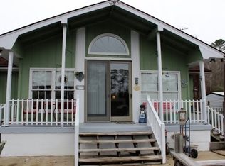 1307 River Rd, Whiteville, NC 28463