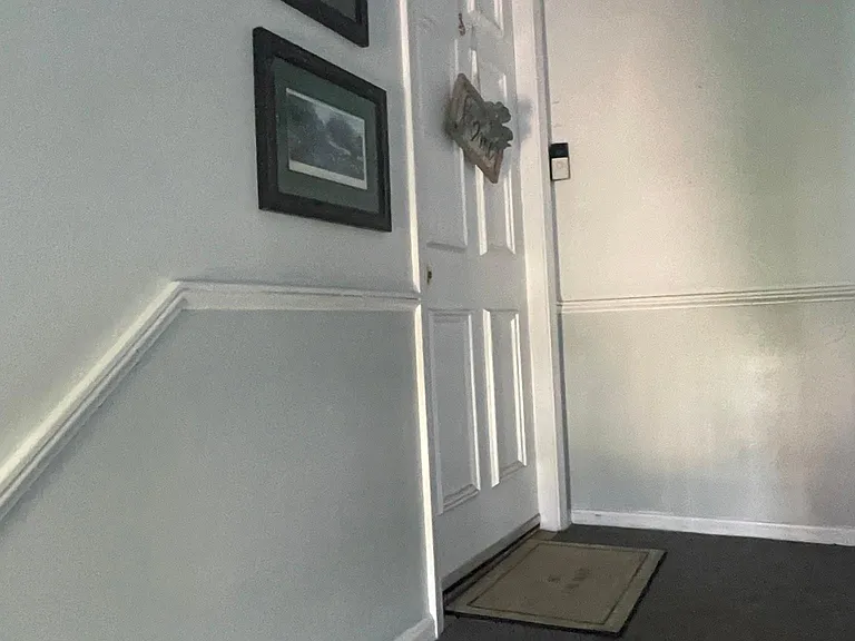 60 Colonial Estates Dr — Photo 18