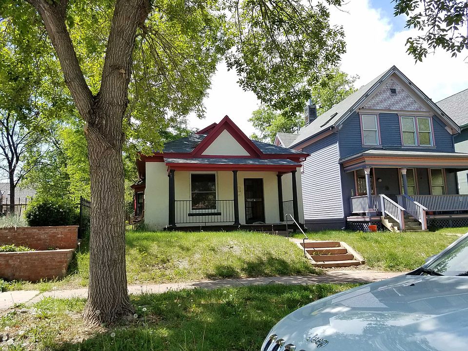 1st image of 144 W 4th Ave