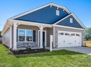339 Copper Creek Dr, Winterville, NC 28590