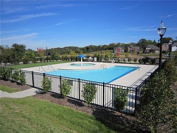 3rd image of 103 Bedford St Lot 161