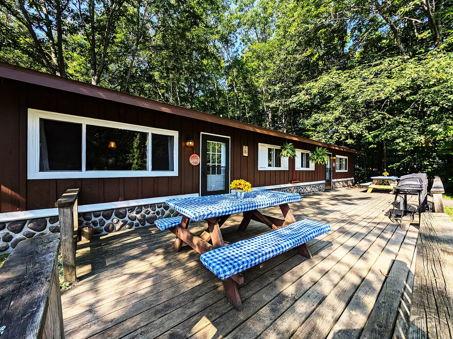 All-Inclusive Furnished Lakefront 2BR Cabin Utilities, WiFi & Plowing Included | Eagle River Area — Photo 1