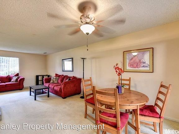 4th image of 561 Leeward Way