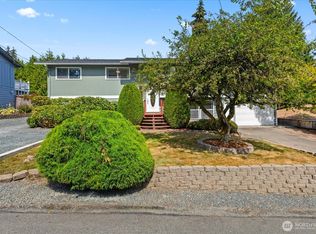 7819 225th Pl SW, Edmonds, WA 98026