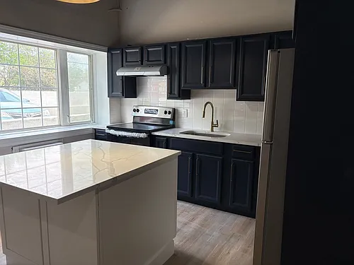 110 Railroad Ave Photo 1