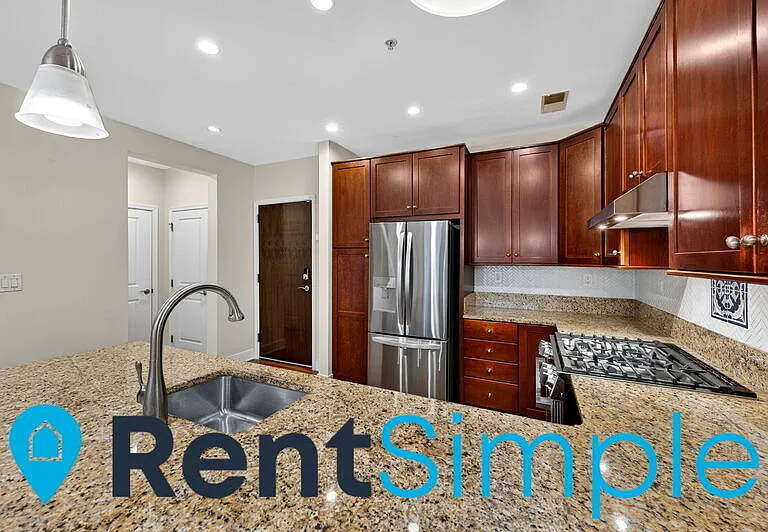 1418 N Rhodes #B110 — Photo 16