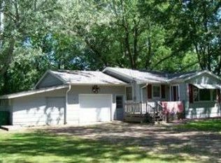 461 1st Ave SE, Glenville, MN 56036