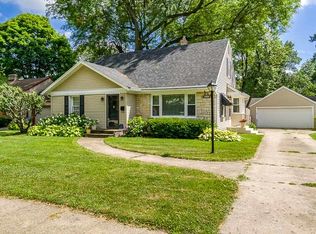 2505 Brendenwood Rd, Rockford, IL 61107