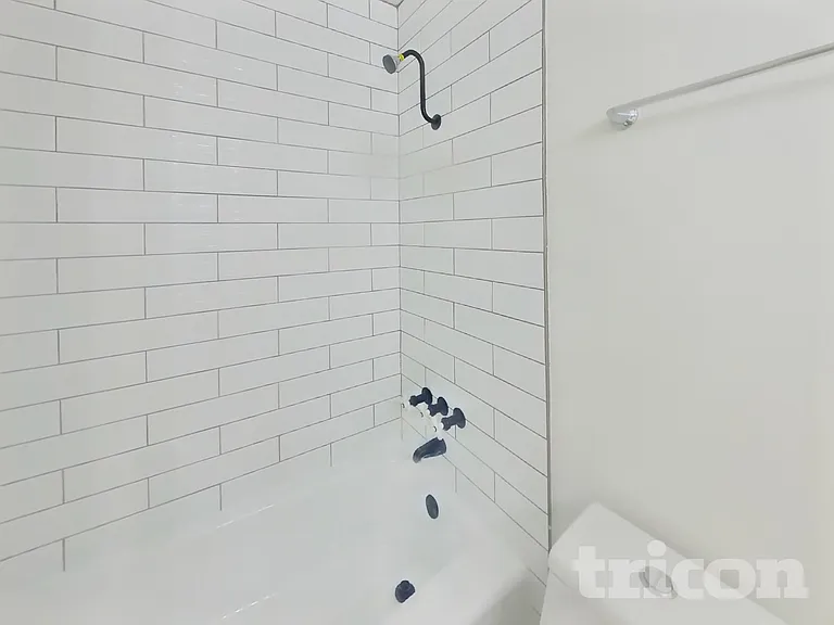 826 W Del Rio St — Photo 15