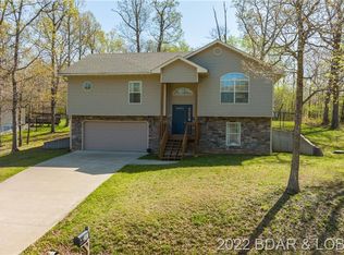 283 Evergreen Dr, Four Seasons, MO 65049