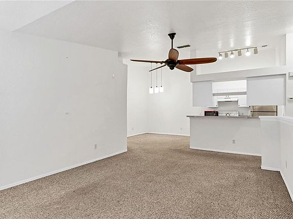 4th image of 36106 Lake Chase Blvd
