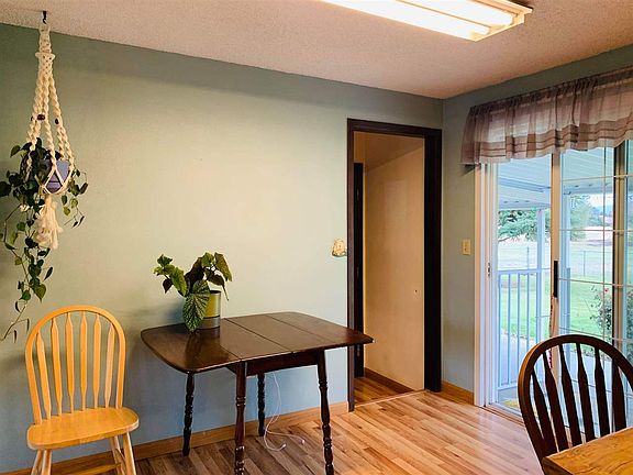5th image of 6114 N Mitchell Dr