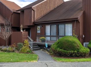 27 Bloomingdale Dr APT 4A, Hillsborough, NJ 08844