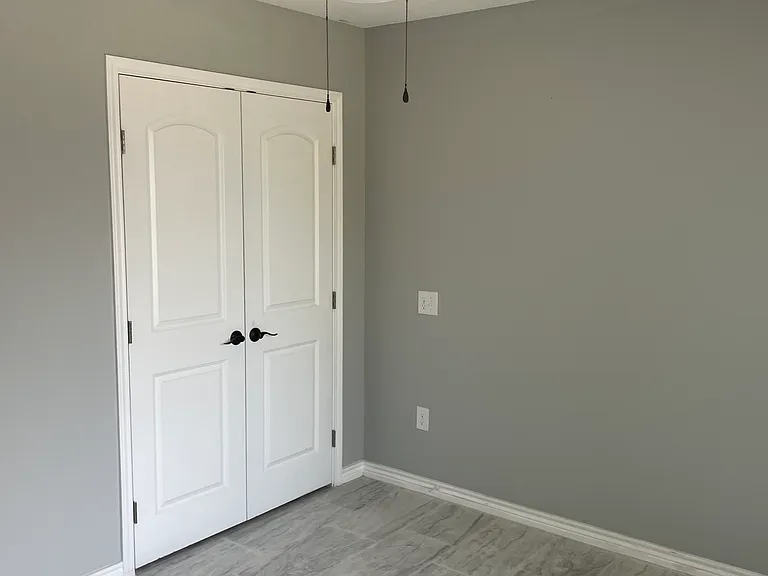 638 N Rife St #1 — Photo 4