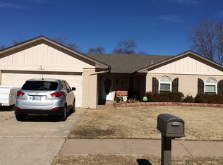 1349 NW 6th Pl, Moore, OK 73170