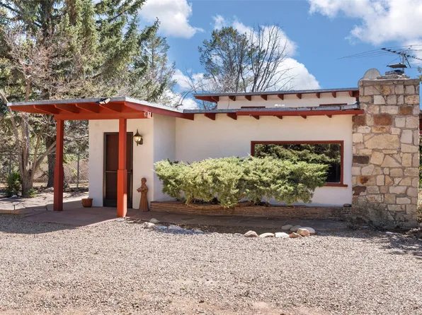 136 E San Mateo Rd, Santa Fe, NM 87505