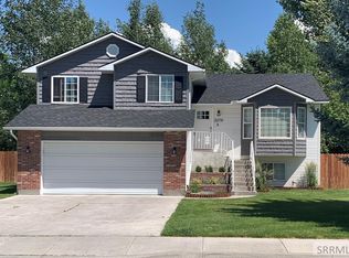 3079 Sandstone Dr, Idaho Falls, ID 83404