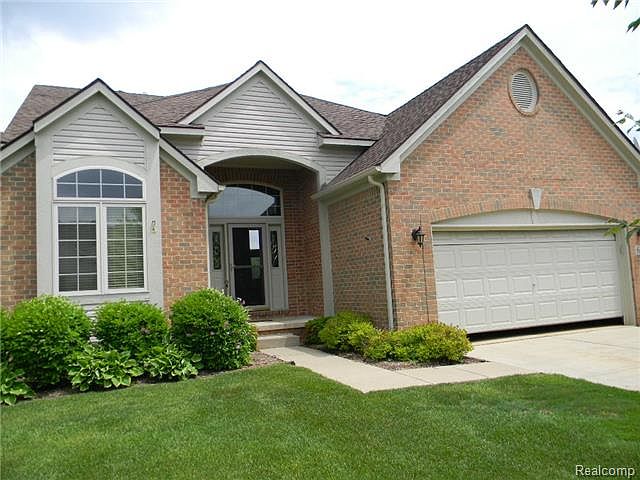 1st image of 6140 Warwick Dr #1