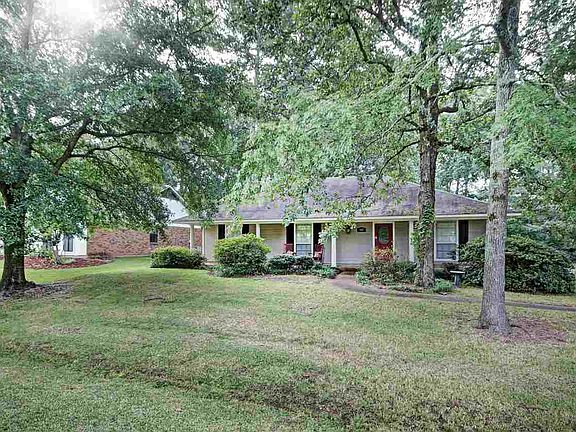 2nd image of 502 Pelahatchie Shore Dr