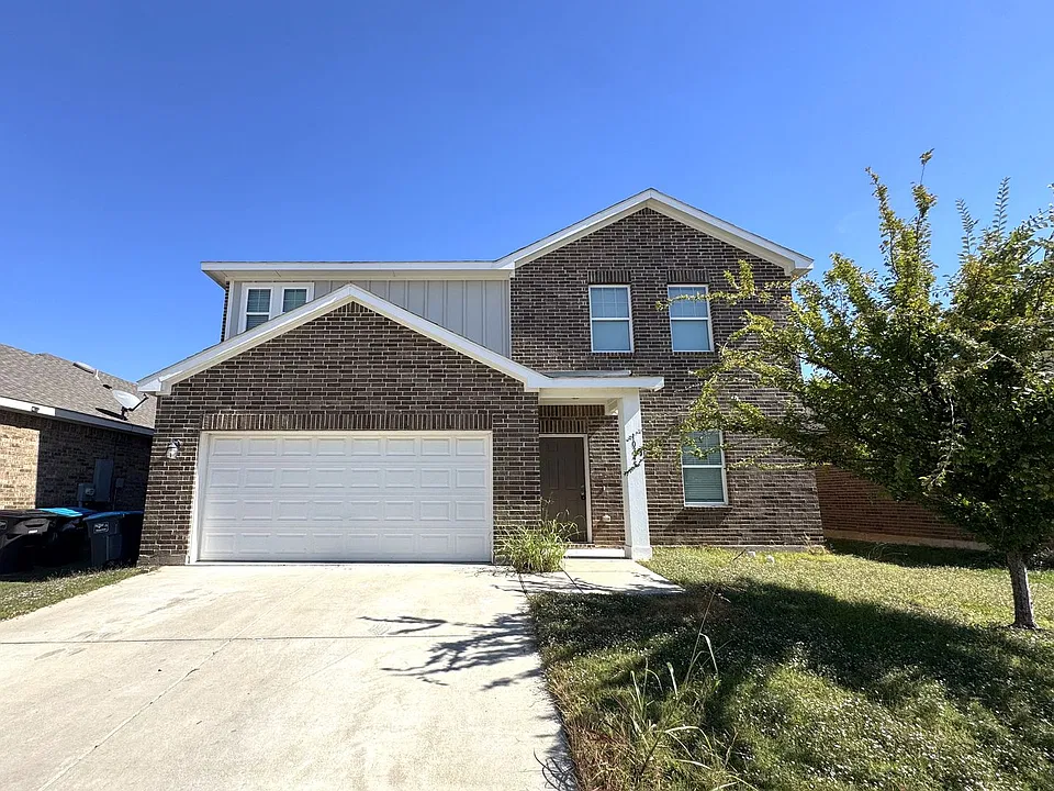 10345 Castle Lyons Ln