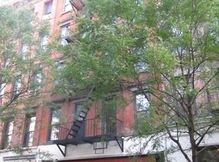 328 W 17th St APT 1R, New York, NY 10011