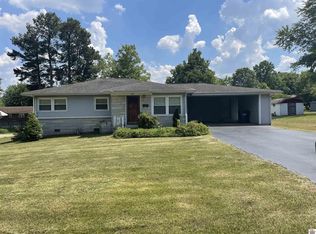 108 E 19th St, Benton, KY 42025