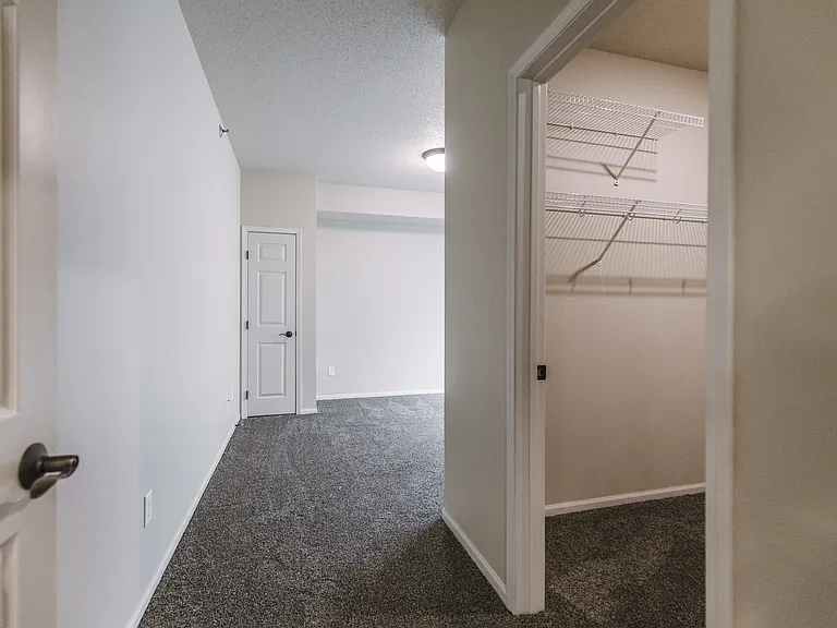 Lakewood Crossing Apartments — Photo 75