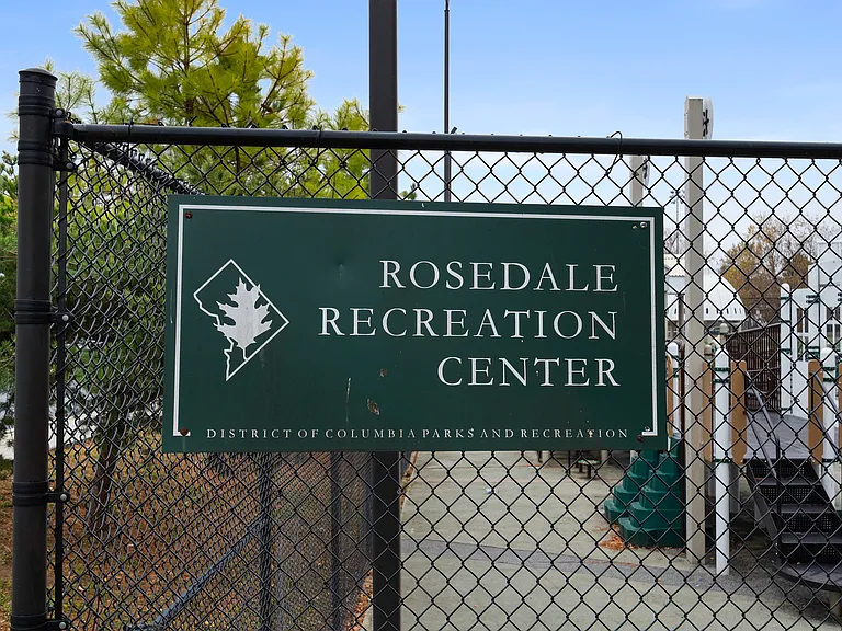 1909 Rosedale St NE #3 — Photo 12