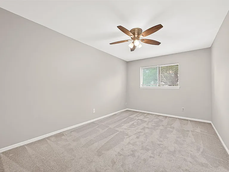 4230 Annawood Cir — Photo 25