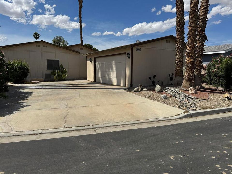 1st image of 34965 Surrey Way