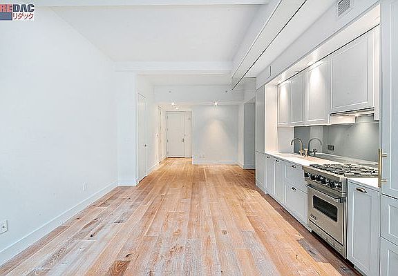 5th image of 93 Worth St Suite 404