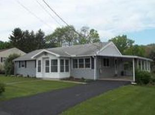 21 Elm Dr, Lewistown, PA 17044
