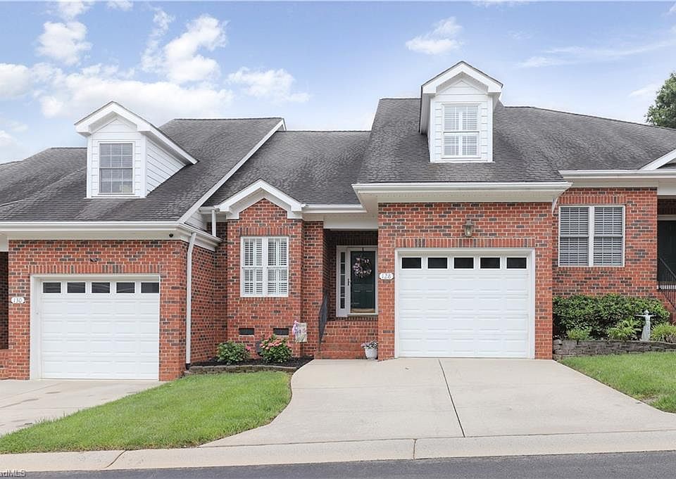 1st image of 128 Olde Manor Ct