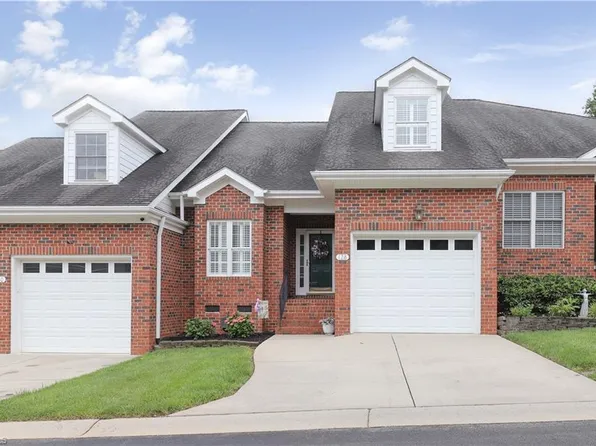 128 Olde Manor Ct, Siler City, NC 27344