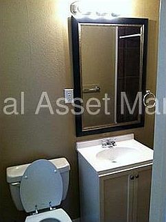3rd image of 5909 Trail Lake Dr