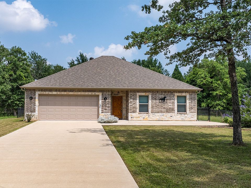 1st image of 1 Shady Cir