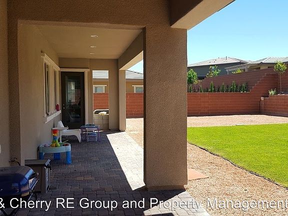 5th image of 10417 Ember Rose Ave