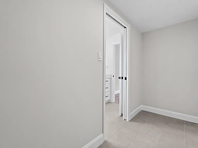 2415 Lewis Rd — Photo 17
