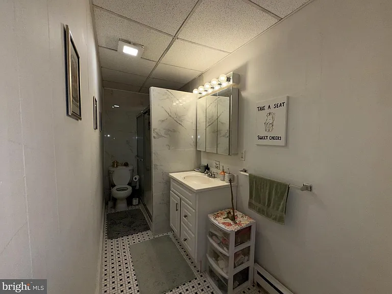 4446 Fleming St #2F — Photo 6