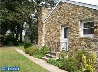 25 Linden Rd, Bordentown, NJ 08505