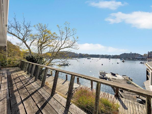 46 Millfield Street, Woods Hole, MA 02543