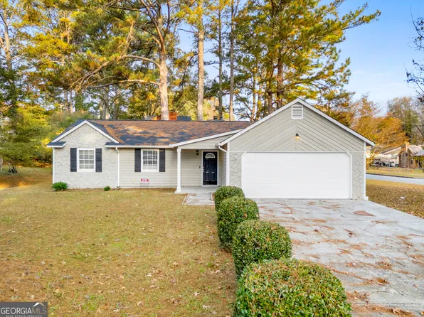 273 Martin Dr, Jonesboro, GA 30238