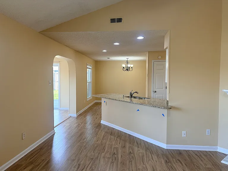 8801 Mill Run Dr — Photo 9